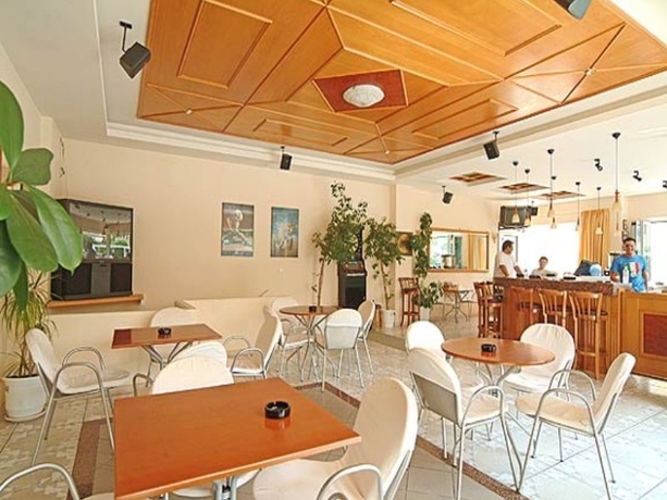 Imagen general del Apartamentos Angela. Foto 5