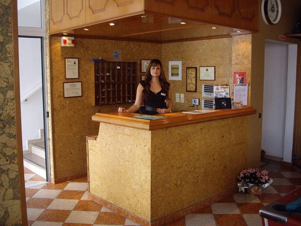 Imagen general del Apartamentos Angelina Hotel and Apartments. Foto 13