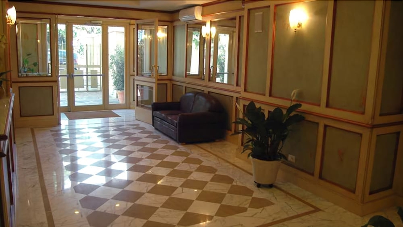 Imagen de los interiores del Apartamentos Antella Residence. Foto 17