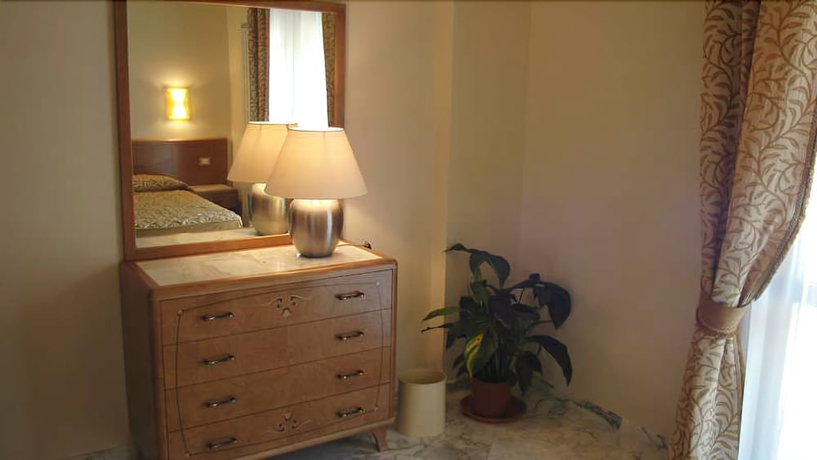 Imagen de la habitación del Apartamentos Antella Residence. Foto 16