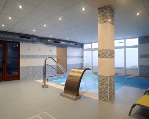 Imagen de la piscina del Apartamentos Antilles Playa Apartamentos Rurales y Spa. Foto 14