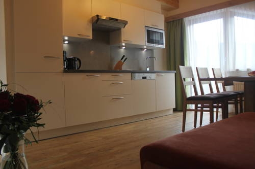 Imagen general del Apartamentos Apart Corona. Foto 8