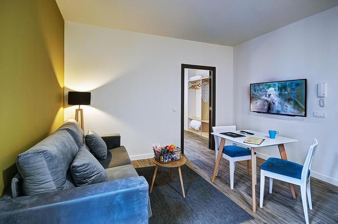 Imagen general del Apartamentos Apartamentos AL-QAZERES LUXURY La Concepci&oacute;n. Foto 3