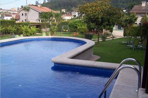 Imagen de la piscina del Apartamentos Apartamentos Ababides. Foto 8