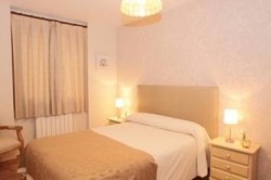 Imagen de la habitación del Apartamentos Apartamentos Albá Casa Alquesera. Foto 2