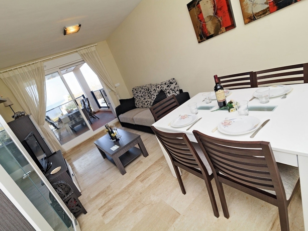 Imagen de la habitación del Apartamentos Apartamentos Almadraba. Foto 4