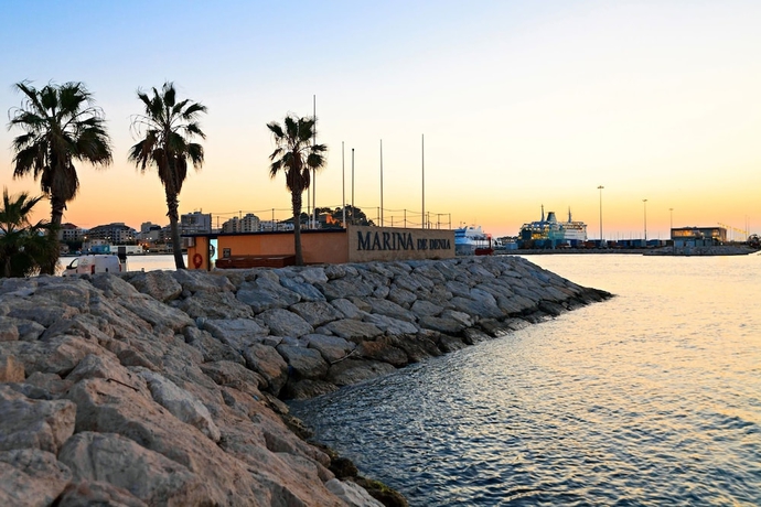 Imagen de los exteriores del Apartamentos Apartamentos Almadraba. Foto 15