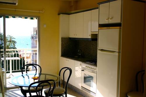 Imagen general del Apartamentos Apartamentos Astoria. Foto 8