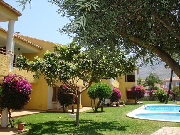 Imagen de los exteriores del Apartamentos Apartamentos Azahar. Foto 10