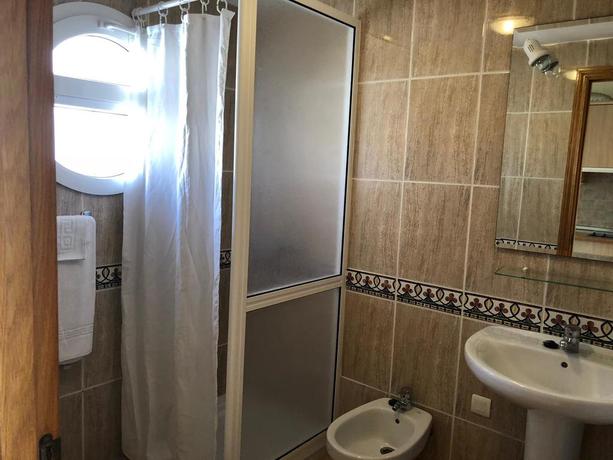 Imagen de la habitación del Apartamentos Apartamentos Carolina. Foto 11