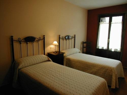 Imagen de los exteriores del Apartamentos Apartamentos Casa Isabale. Foto 10