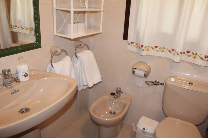 Imagen de la habitación del Apartamentos Apartamentos Do&ntilde;a Carmen II. Foto 12