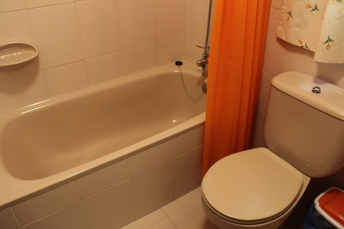 Imagen de la habitación del Apartamentos Apartamentos Do&ntilde;a Carmen II. Foto 13