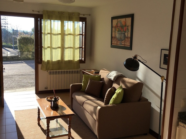 Imagen de los interiores del Apartamentos Apartamentos El Cardeo. Foto 18