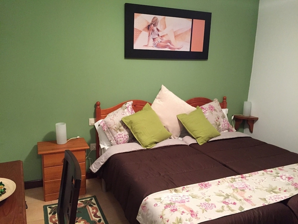 Imagen de la habitación del Apartamentos Apartamentos El Cardeo. Foto 10