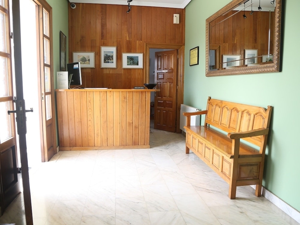 Imagen general del Apartamentos Apartamentos El Cardeo. Foto 5