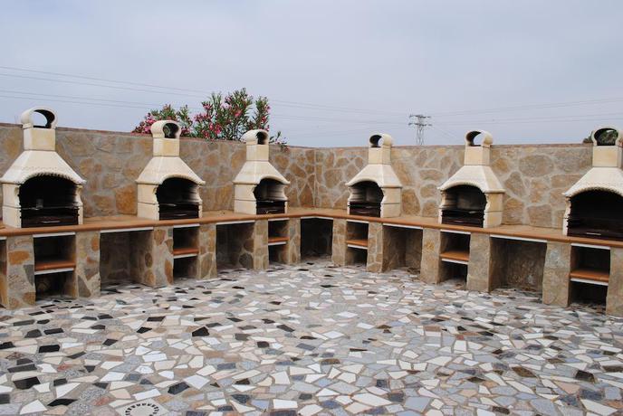 Imagen de los exteriores del Apartamentos Apartamentos El Palmeral. Foto 7