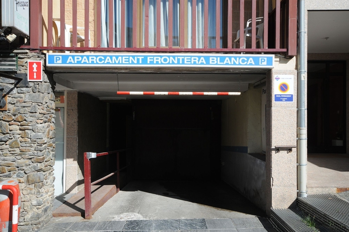 Imagen general del Apartamentos Apartamentos Frontera Blanca. Foto 4