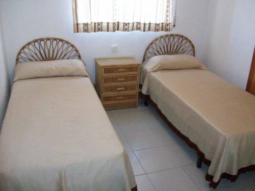 Imagen de la habitación del Apartamentos Apartamentos Gardenias. Foto 5