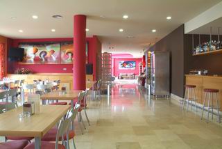 Imagen del bar/restaurante del Apartamentos Apartamentos Mar. Foto 2