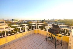 Imagen de los exteriores del Apartamentos Apartamentos Marina Port. Foto 9