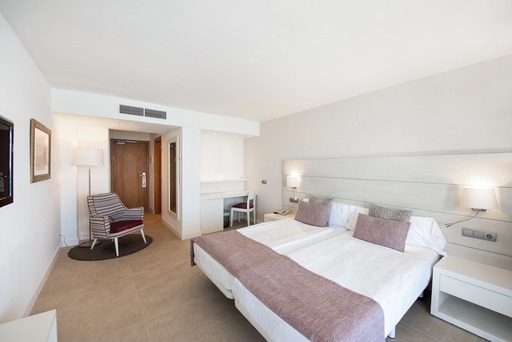 Imagen general del Apartamentos Apartamentos Pil.lari Playa. Foto 2