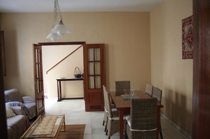 Imagen de los interiores del Apartamentos Apartamentos Tur&iacute;sticos Casa Pepa. Foto 15