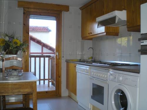 Imagen de los interiores del Apartamentos Apartamentos Turisticos Sol y Nieve. Foto 15