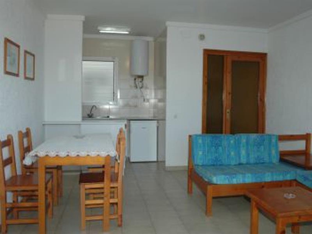 Imagen general del Apartamentos Apartaments Ar Muntanya Mar. Foto 3