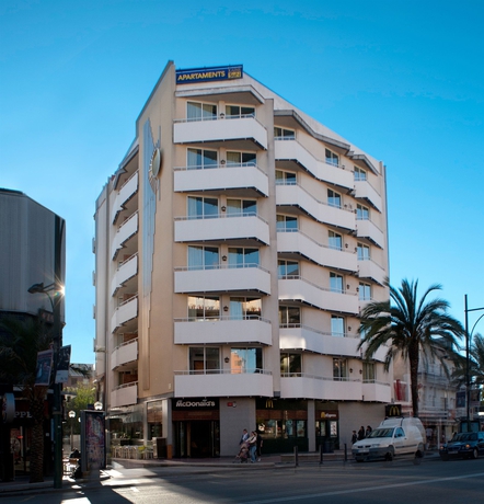 Imagen general del Apartamentos Apartaments Lloret Sun. Foto 1