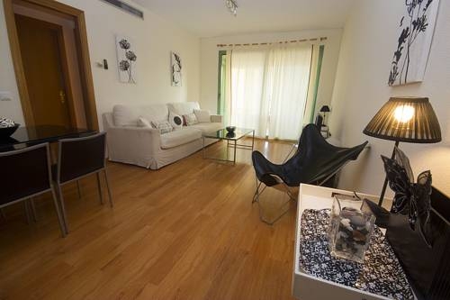 Imagen general del Apartamentos Apartaments Palms y Beach. Foto 8