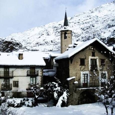 Imagen de los exteriores del Apartamentos Apartaments Turístics Casa Ton. Foto 8