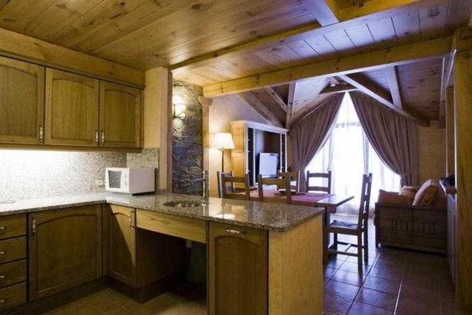 Imagen general del Apartamentos Apartaments Turístics Els Llacs. Foto 5