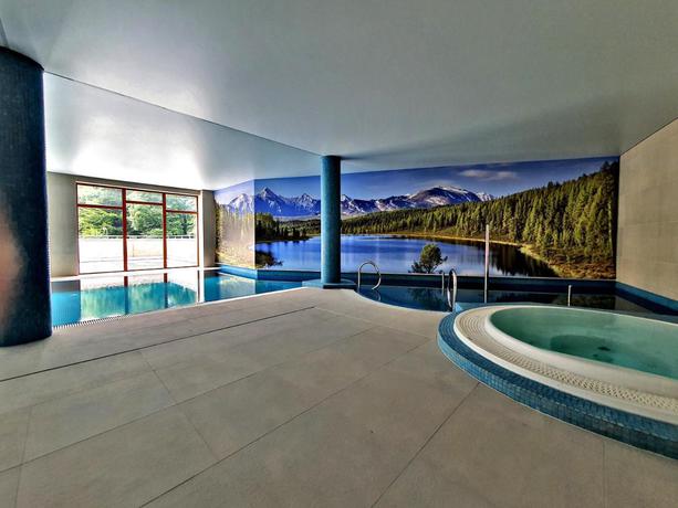 Imagen de los interiores del Apartamentos Apartamenty z basenem ROYAL APARTS VIP Stone Hill Centrum z jacuzzi i saunami - widokowe. Foto 9