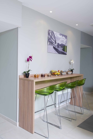 Imagen del bar/restaurante del Apartamentos Aparthotel Adagio Access Nantes Viarme. Foto 4