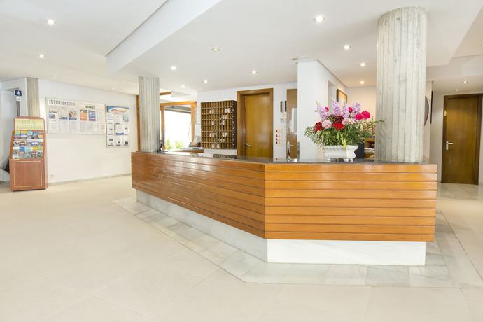 Imagen de los interiores del Apartamentos Aparthotel Flora, Puerto Pollensa. Foto 15