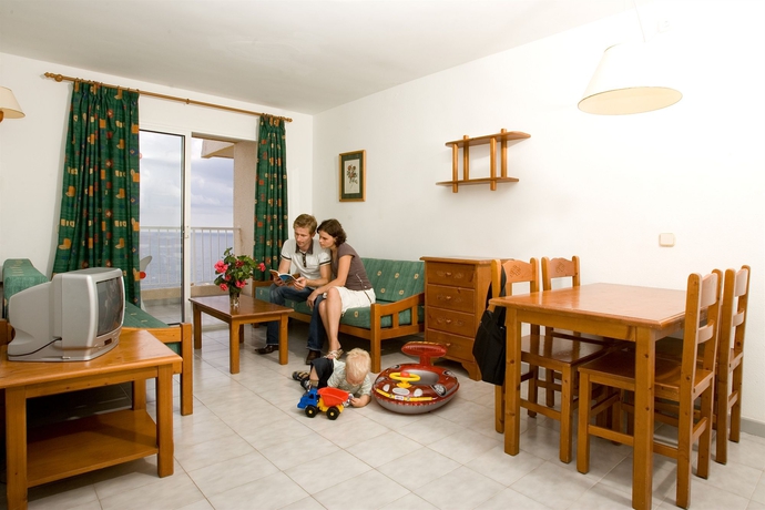 Imagen de los interiores del Apartamentos Aparthotel Hsm Calas Park - All Inclusive. Foto 8