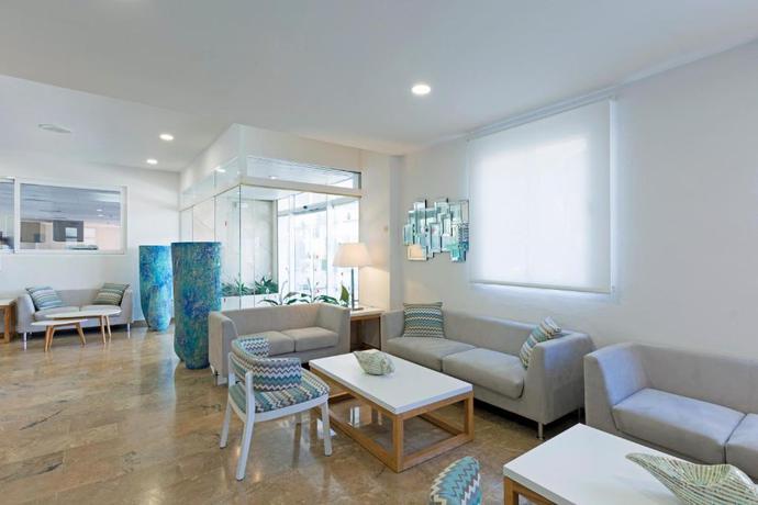 Imagen general del Apartamentos Aparthotel Hsm Lago Park. Foto 9