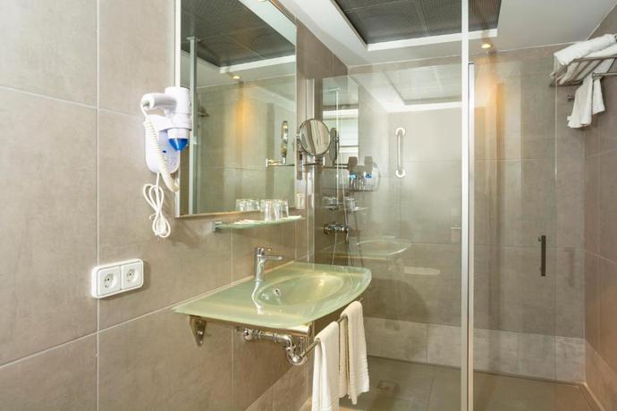 Imagen general del Apartamentos Aparthotel Hsm Lago Park. Foto 10