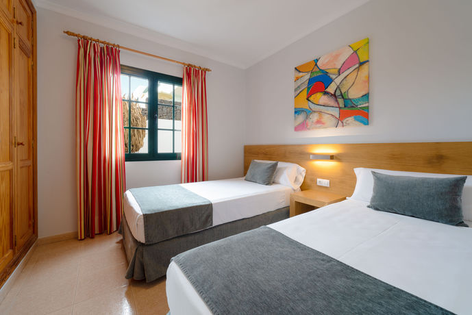 Imagen de la habitación del Apartamentos Aparthotel Ilunion Costa Sal Lanzarote. Foto 18