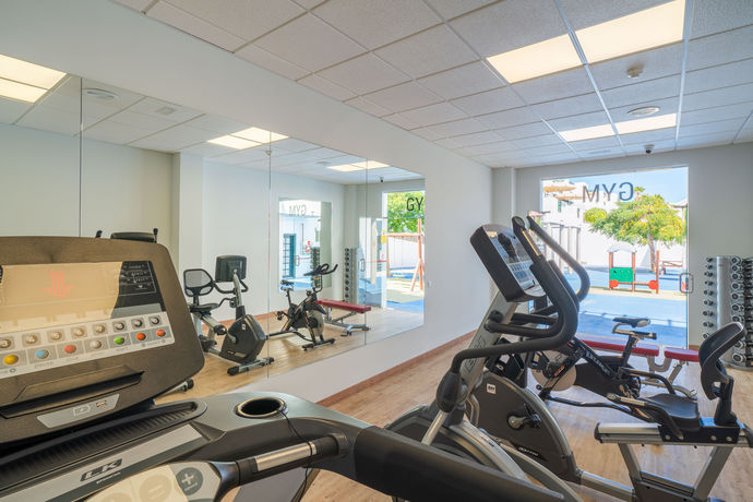 Imagen de los interiores del Apartamentos Aparthotel Ilunion Costa Sal Lanzarote. Foto 34