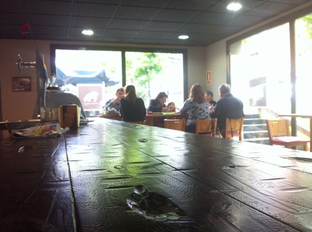 Imagen del bar/restaurante del Apartamentos Aparthotel Nou Vielha. Foto 3