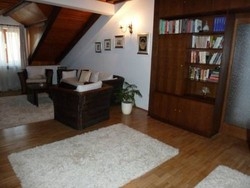 Imagen de los interiores del Apartamentos Apartmani Klecak. Foto 10