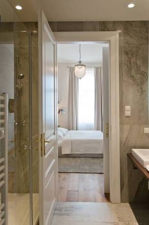 Imagen general del Apartamentos Apartment 6 rooms 1070. Foto 9