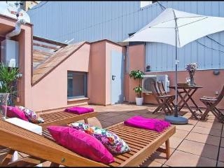 Imagen de los exteriores del Apartamentos Apartment Barcelona Rentals - Gracia Pool Apartments Center. Foto 10