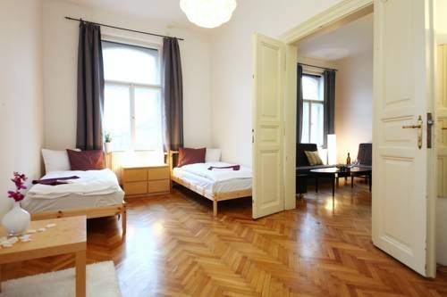 Imagen general del Apartamentos Apartment-hotels RENTeGO. Foto 4