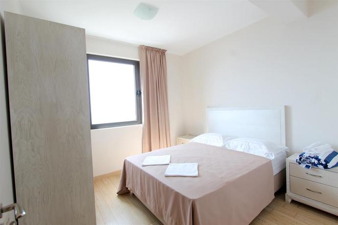 Imagen de la habitación del Apartamentos Apartments Aqua. Foto 2