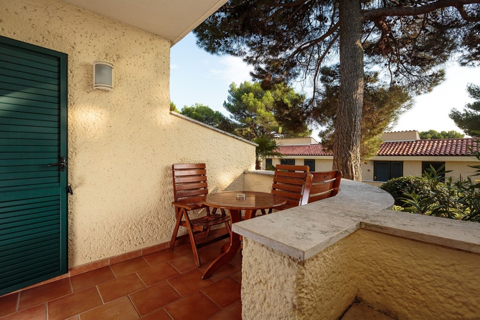 Imagen de los exteriores del Apartamentos Apartments Bellevue Plava Laguna. Foto 5