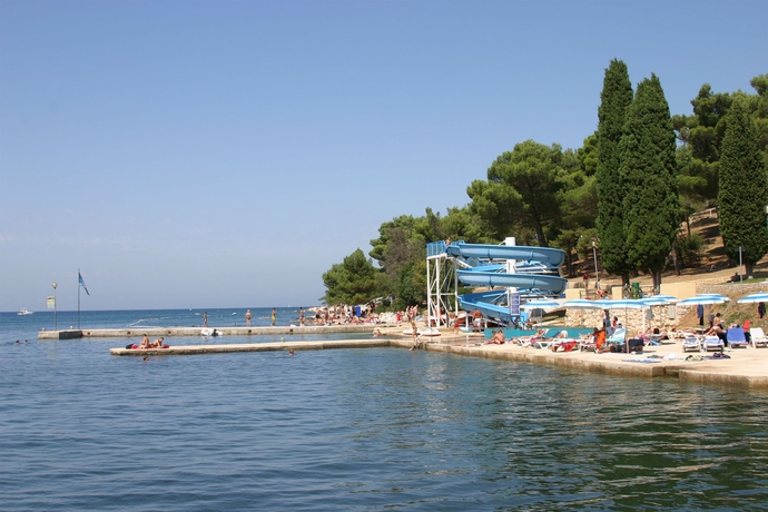 Imagen de los exteriores del Apartamentos Apartments Bellevue Plava Laguna. Foto 11