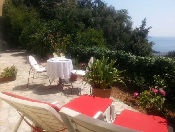 Imagen de los exteriores del Apartamentos Apartments Herceg Novi. Foto 6